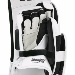 CCM EXTREME FLEX III SENIOR GOALIE BLOCKER -HockeyPro Hub 2017 EFLEXIII Blocker Front Chicago 01