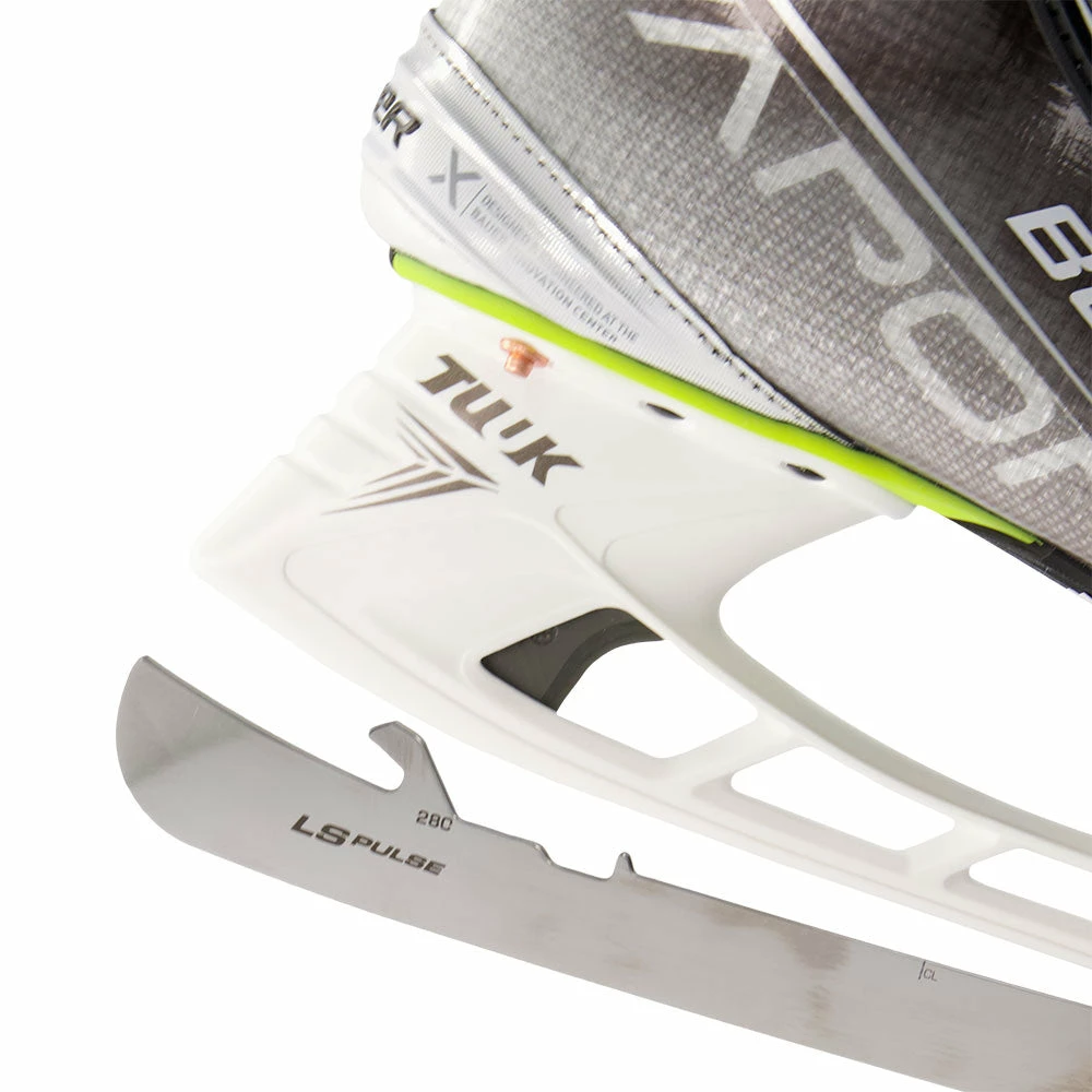 BAUER VAPOR HYPERLITE SENIOR HOCKEY SKATES 16 BAUER VAPOR HYPERLITE SENIOR HOCKEY SKATES - Image 14
