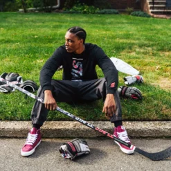SHERWOOD X STAPLE PIGEON LIMITED EDITION SENIOR HOCKEY STICK -HockeyPro Hub SHERWOOD X STAPLE PIGEON LIMITED EDITION SENIOR HOCKEY STICK Lifestyle 1