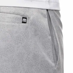 TRAVISMATHEW ADULT TURTLE BAY SHORTS - GREY -HockeyPro Hub TRAVIS MATHEW MEN S TURTLE BAY SHORTS GREY POCKET