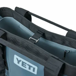 YETI CAMINO CARRYALL 20 S23 - NORDIC BLUE 12 YETI CAMINO CARRYALL 20 S23 - NORDIC BLUE -HockeyPro Hub YETI CAMINO CARRYALL 20 S23 NORDIC BLUE TWO