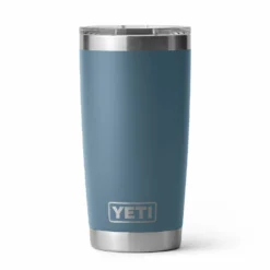 YETI RAMBLER 20 OZ TUMBLER NORDIC BLUE