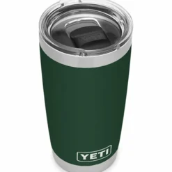 YETI RAMBLER 20OZ TUMBLER -HockeyPro Hub YETI RAMBLER 20OZ TUMBLER northwoods green